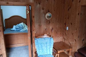 Alquiler Vacacional - Rustic cabin built 1880s on the Clark Fork River