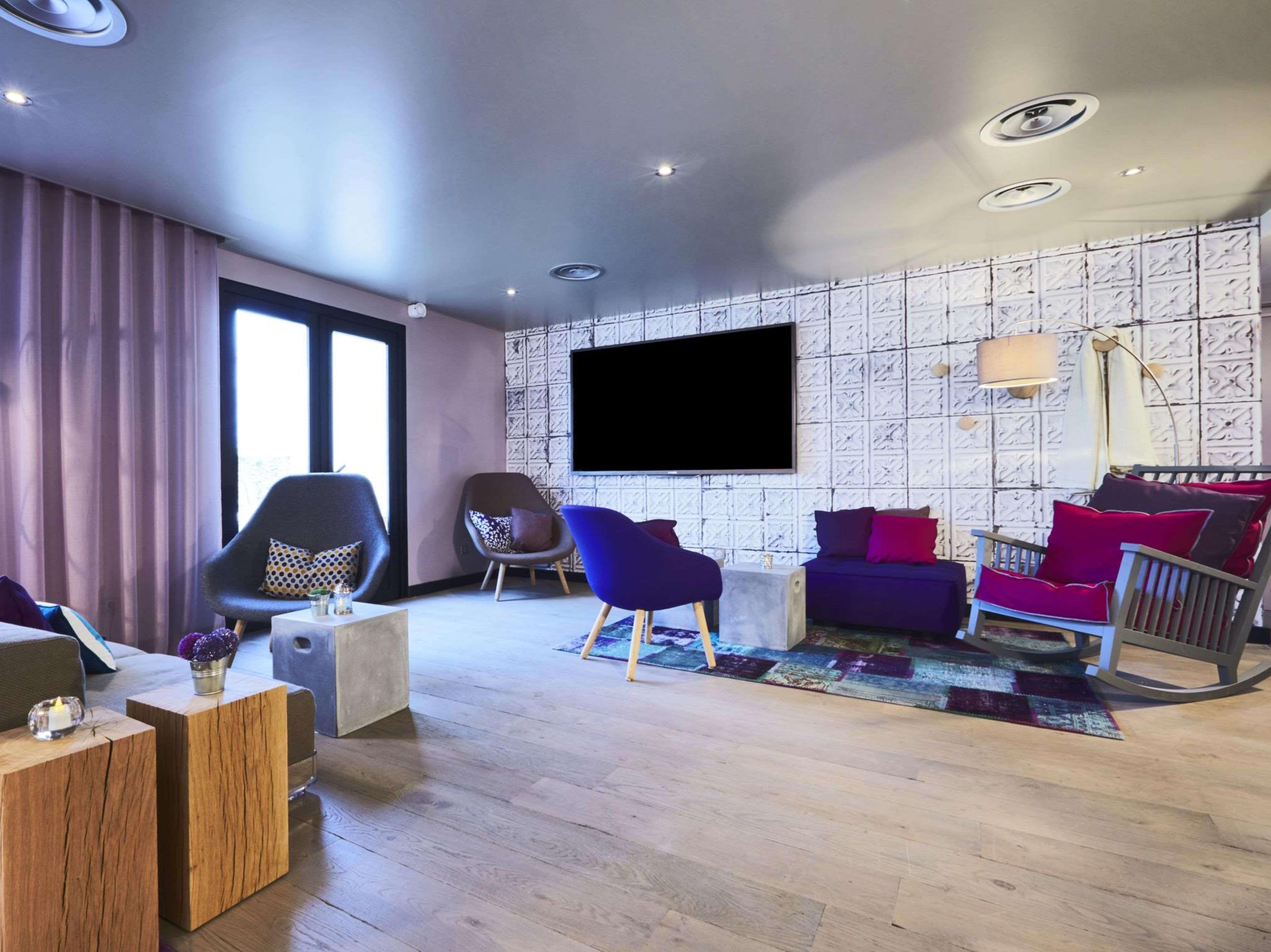 Instalaciones Recreativas Campanile St Germain En Laye