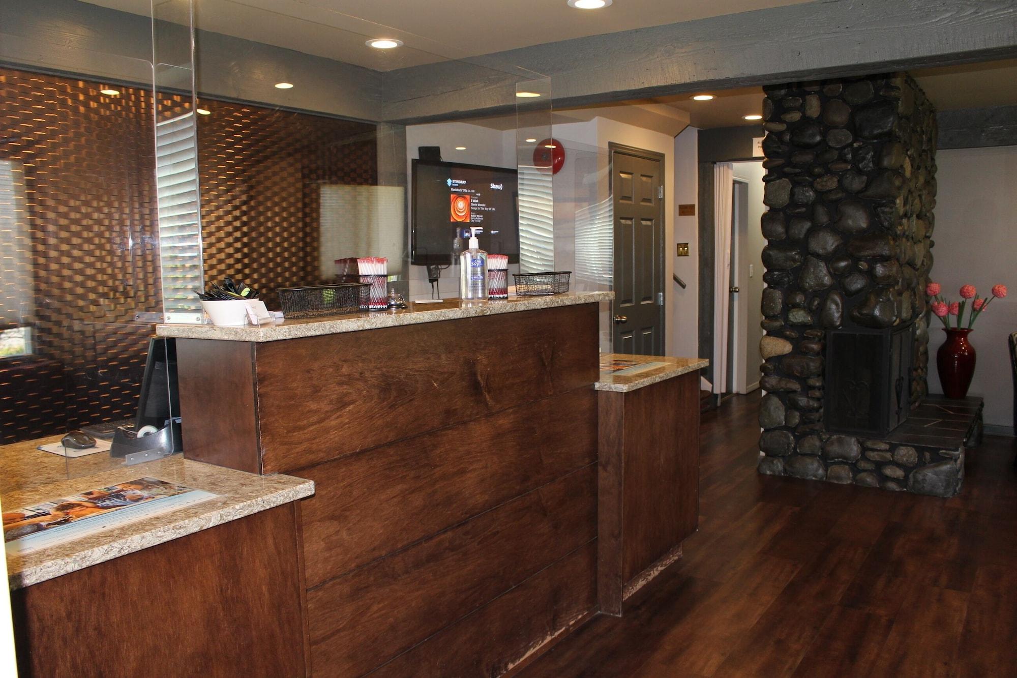 Vista Lobby Ramada by Wyndham Campbell River