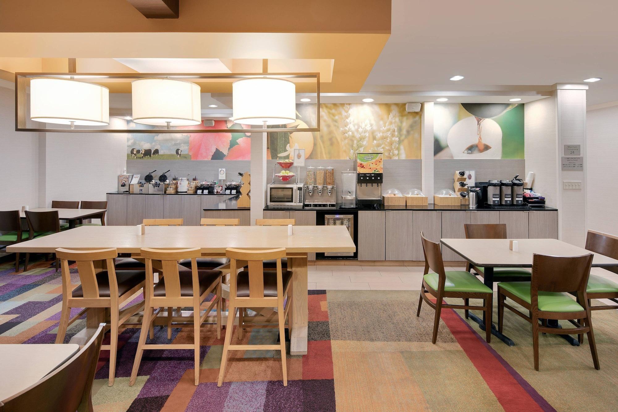 Restaurant Fairfield Inn & Suites by Marriott Austin-University Area