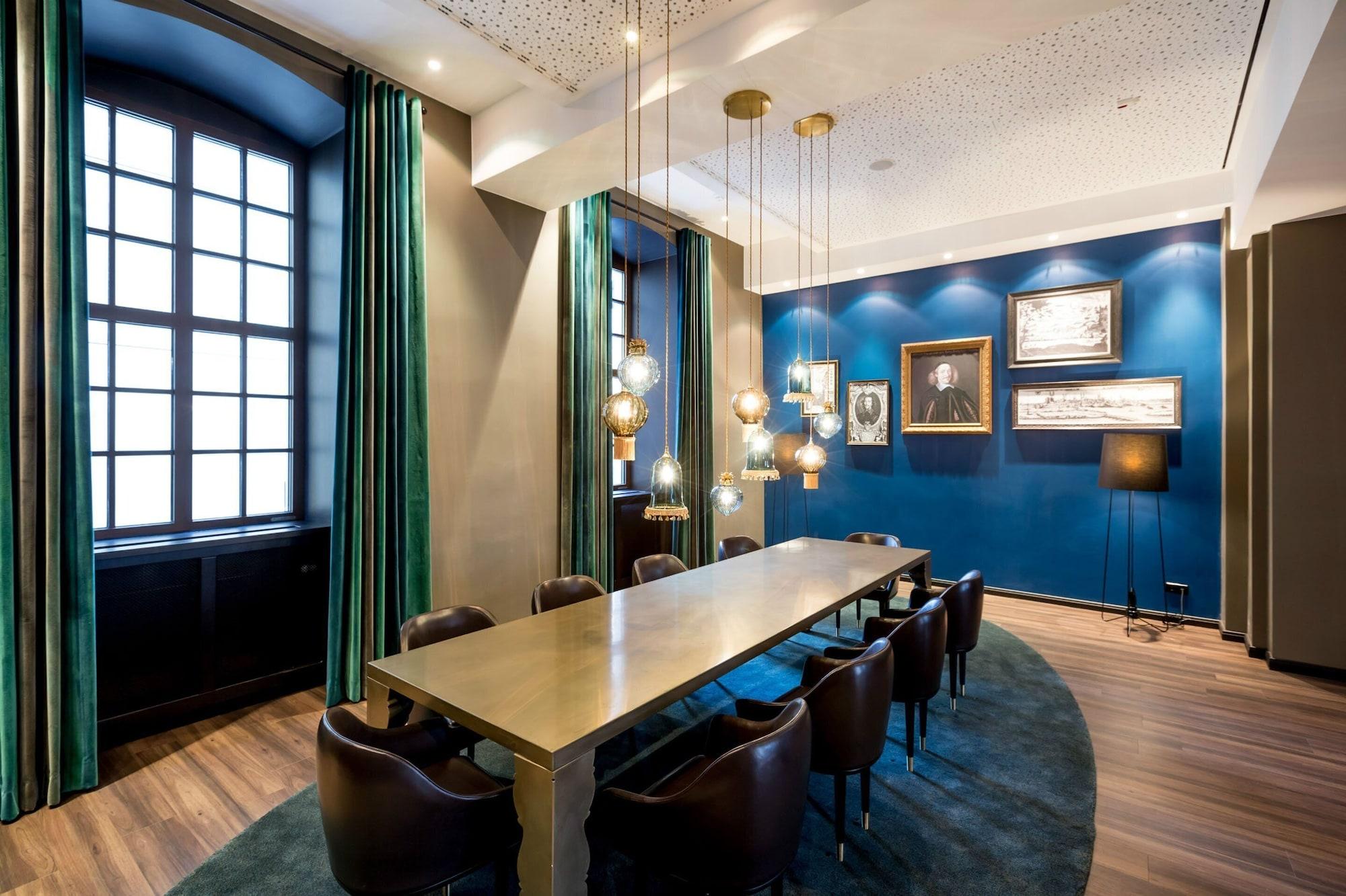 Sala de Reuniones Motel One Magdeburg