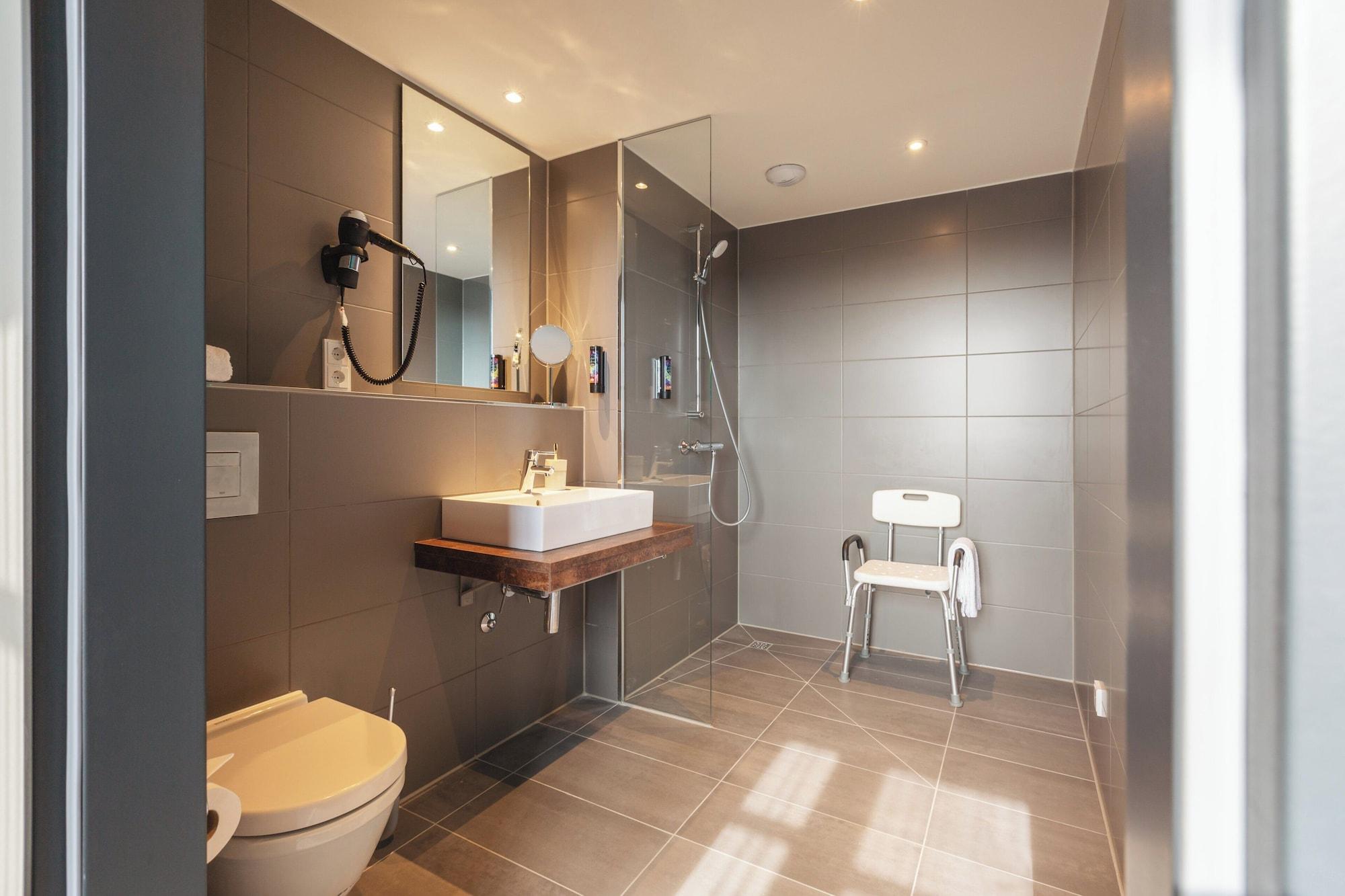 Equipamiento de Habitación Holiday Inn - the niu, Bricks Hamburg by IHG