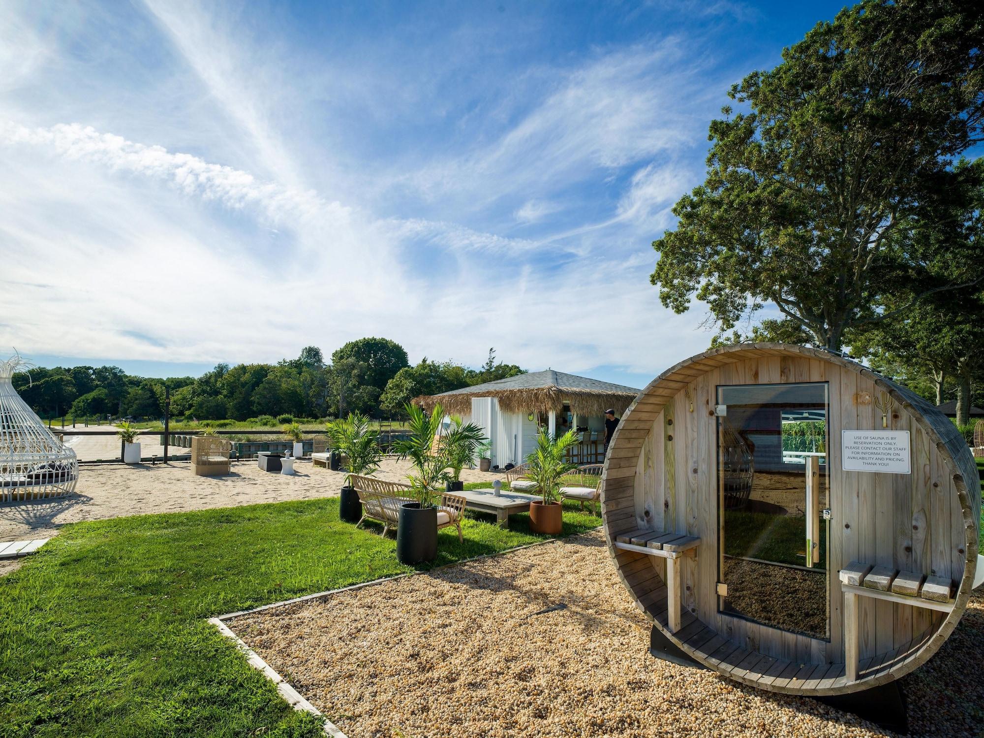 Spa Aqua by American Beech - Adults Only