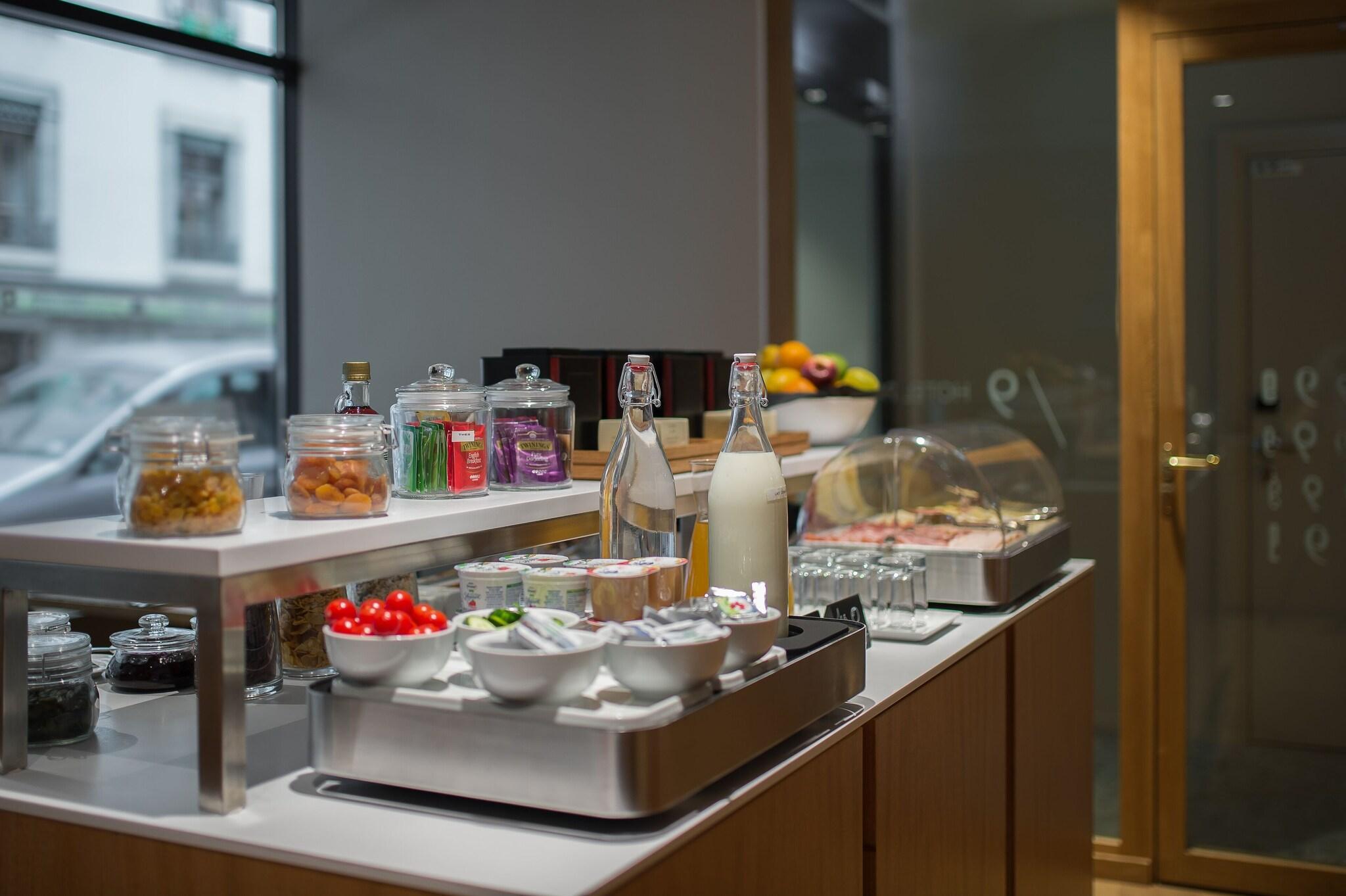 Restaurant 9Hotel Paquis