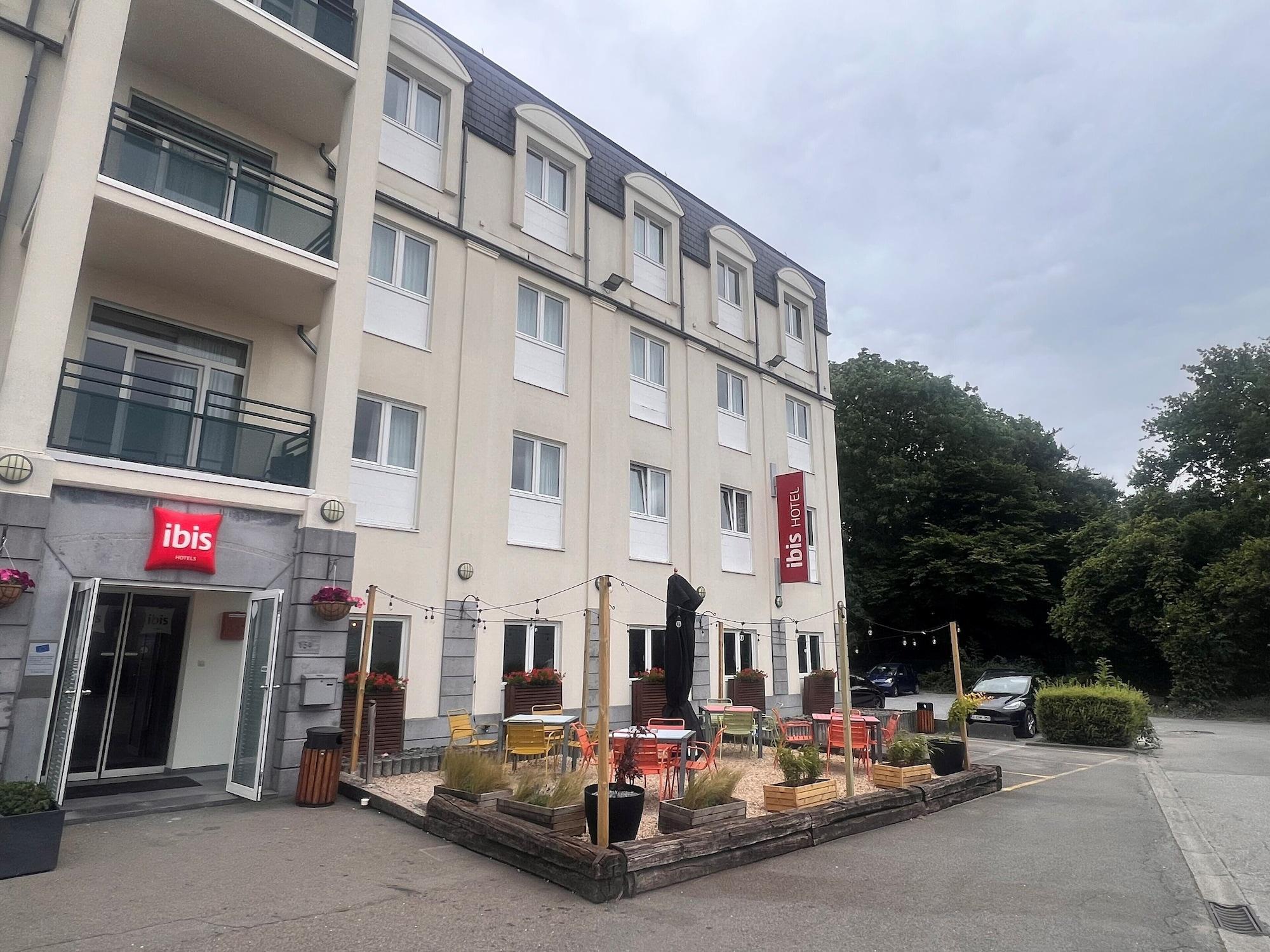 Vista Exterior ibis Liège Seraing