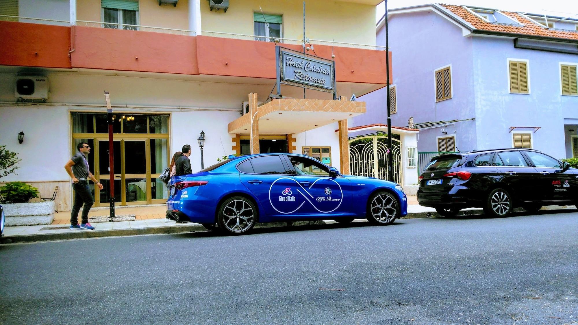 Vista Exterior Hotel Calabria