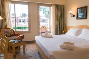Alojamiento - Coral Beach Resort Tiran