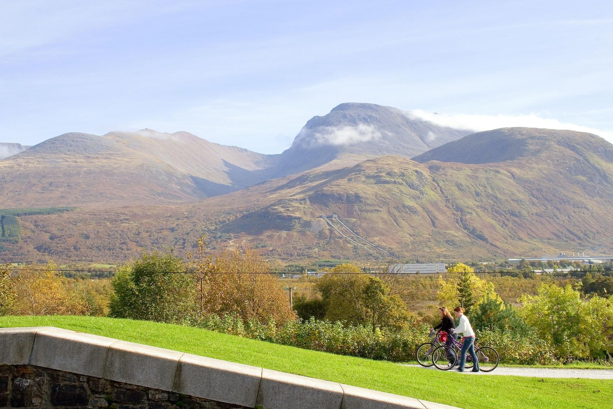 Varios Glen Nevis Youth Hostel