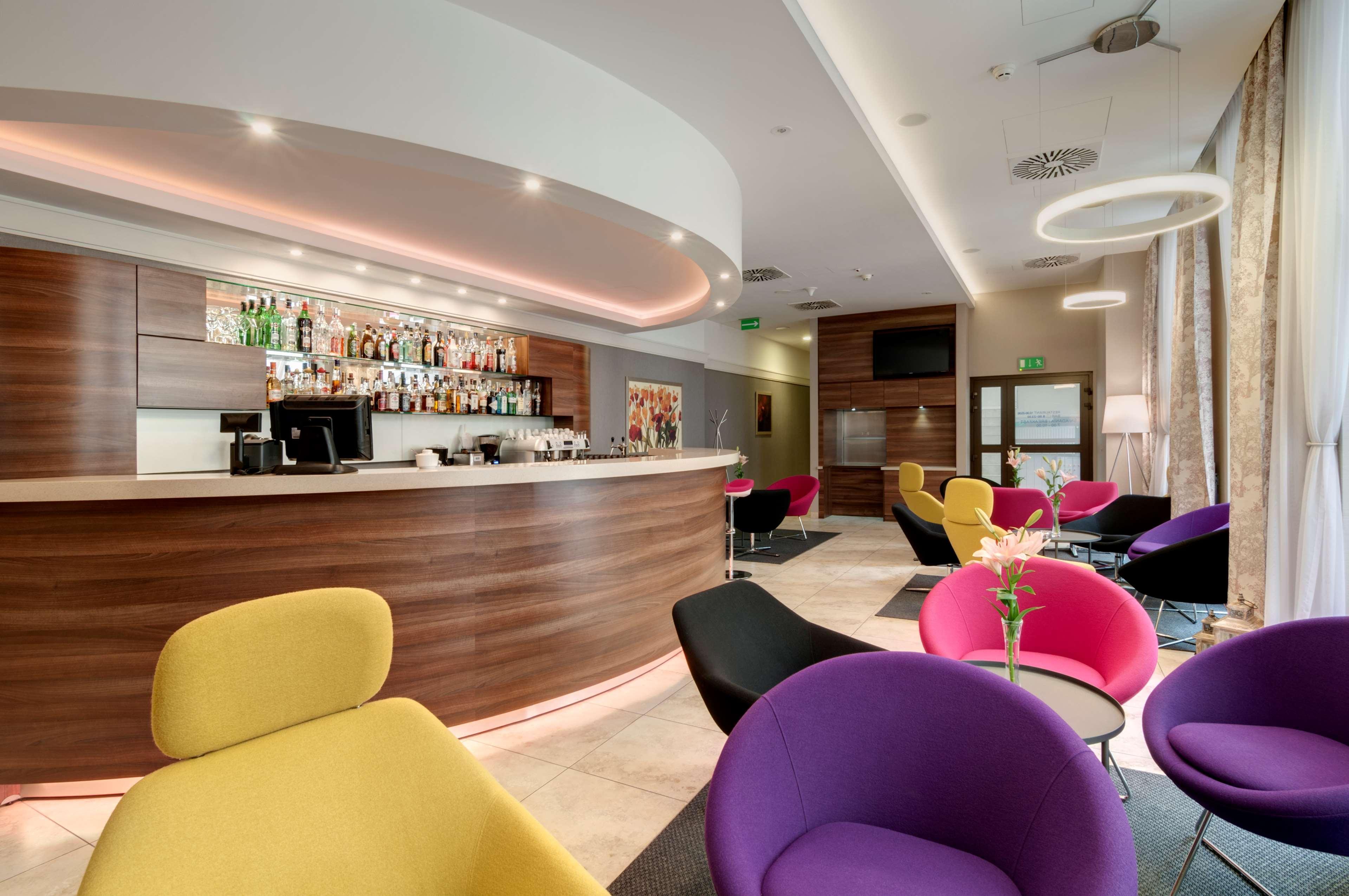 Bar/Salón Golden Tulip Krakow City Center