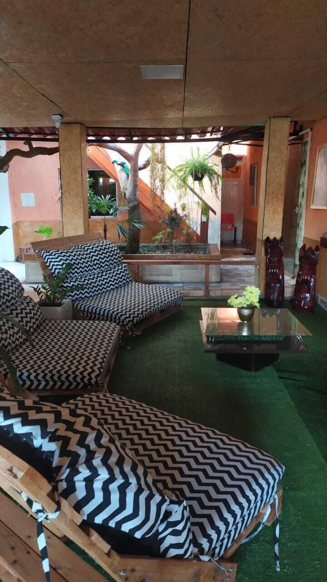 Varios Hostel Vila Bela