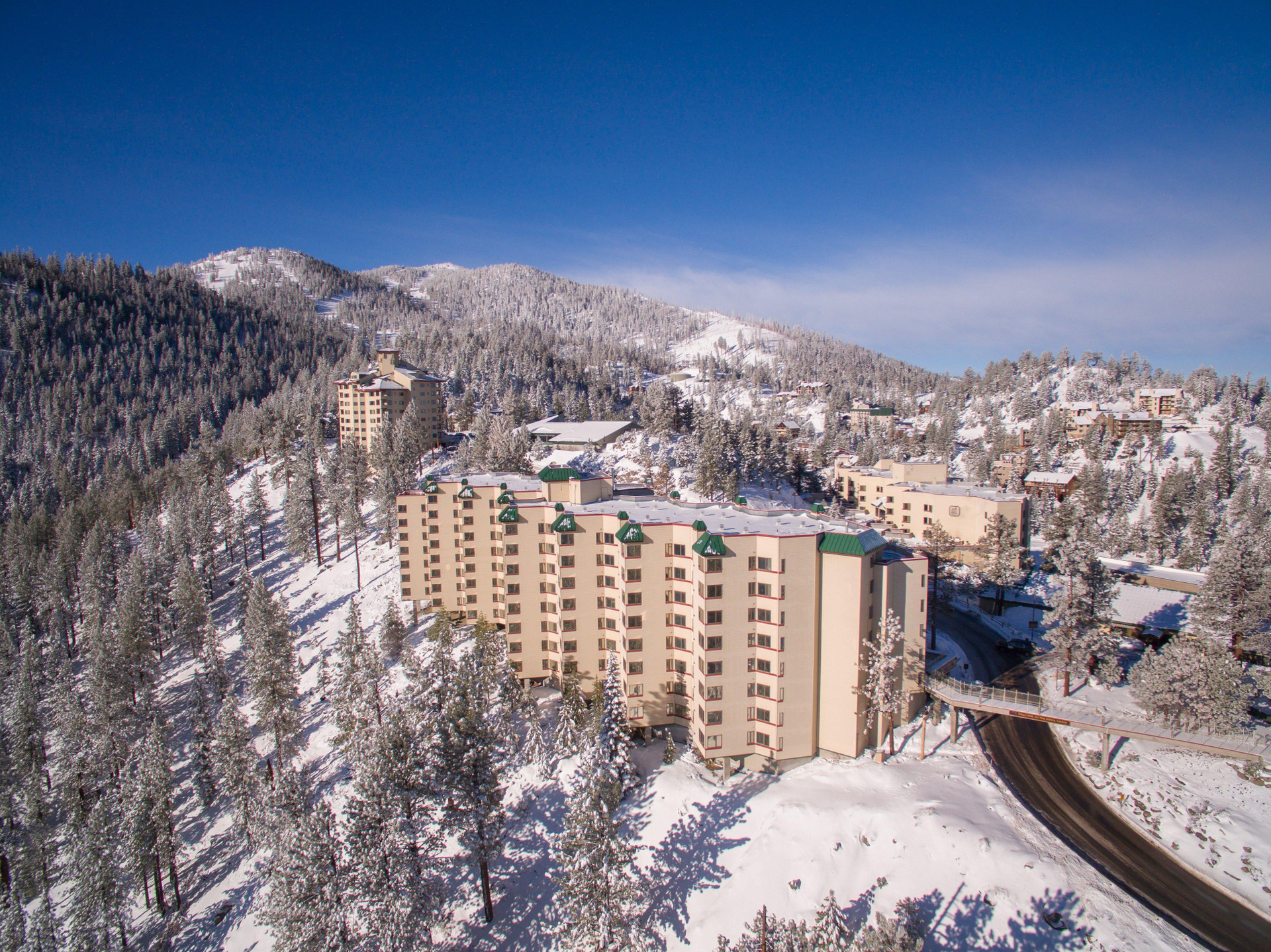 Vista Exterior Holiday Inn Club Vacations Tahoe Ridge Resort