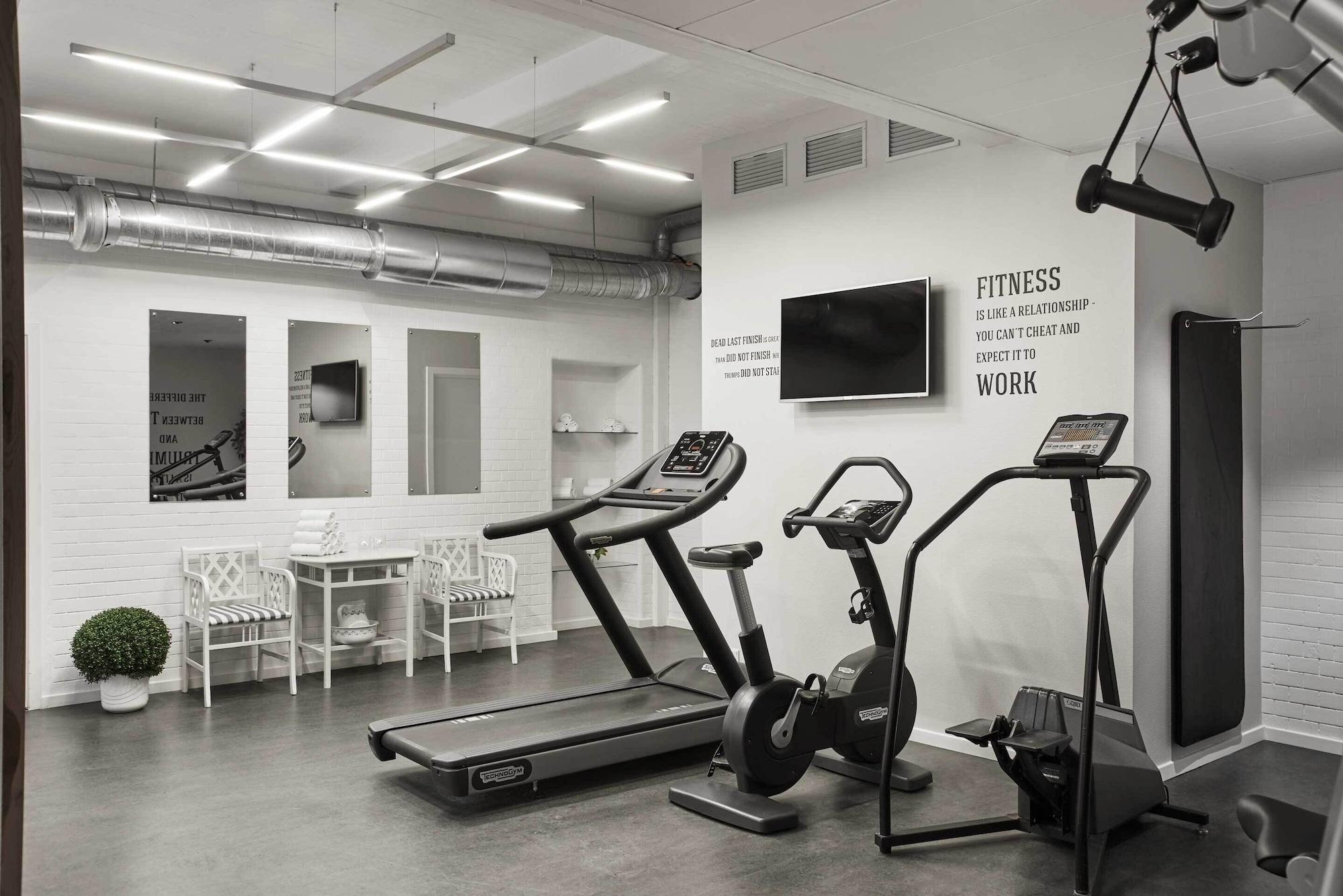 Gimnasio WIDE Hotel