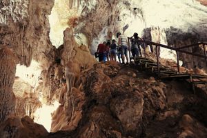 Actividad - Gruta de San Miguel