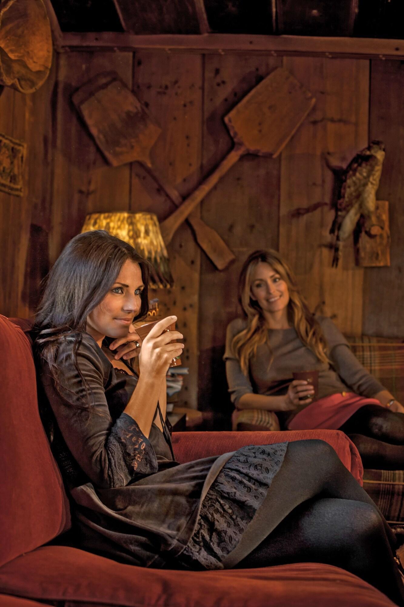 Bar/Salón Gammelgården Hotell