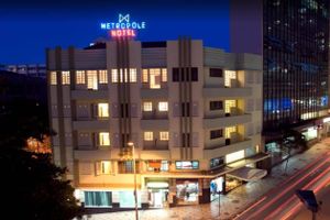 Alojamiento - Hotel Metropole