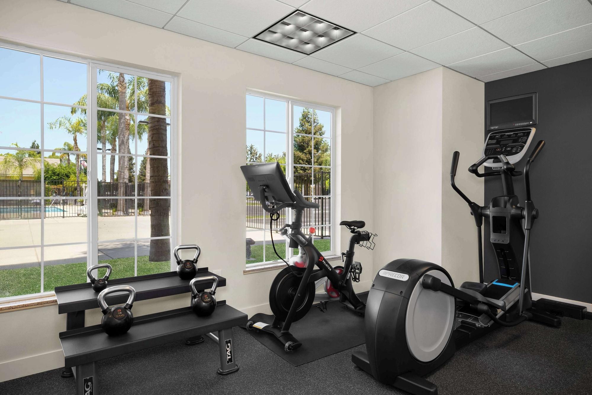 Gimnasio Homewood Suites by Hilton Bakersfield
