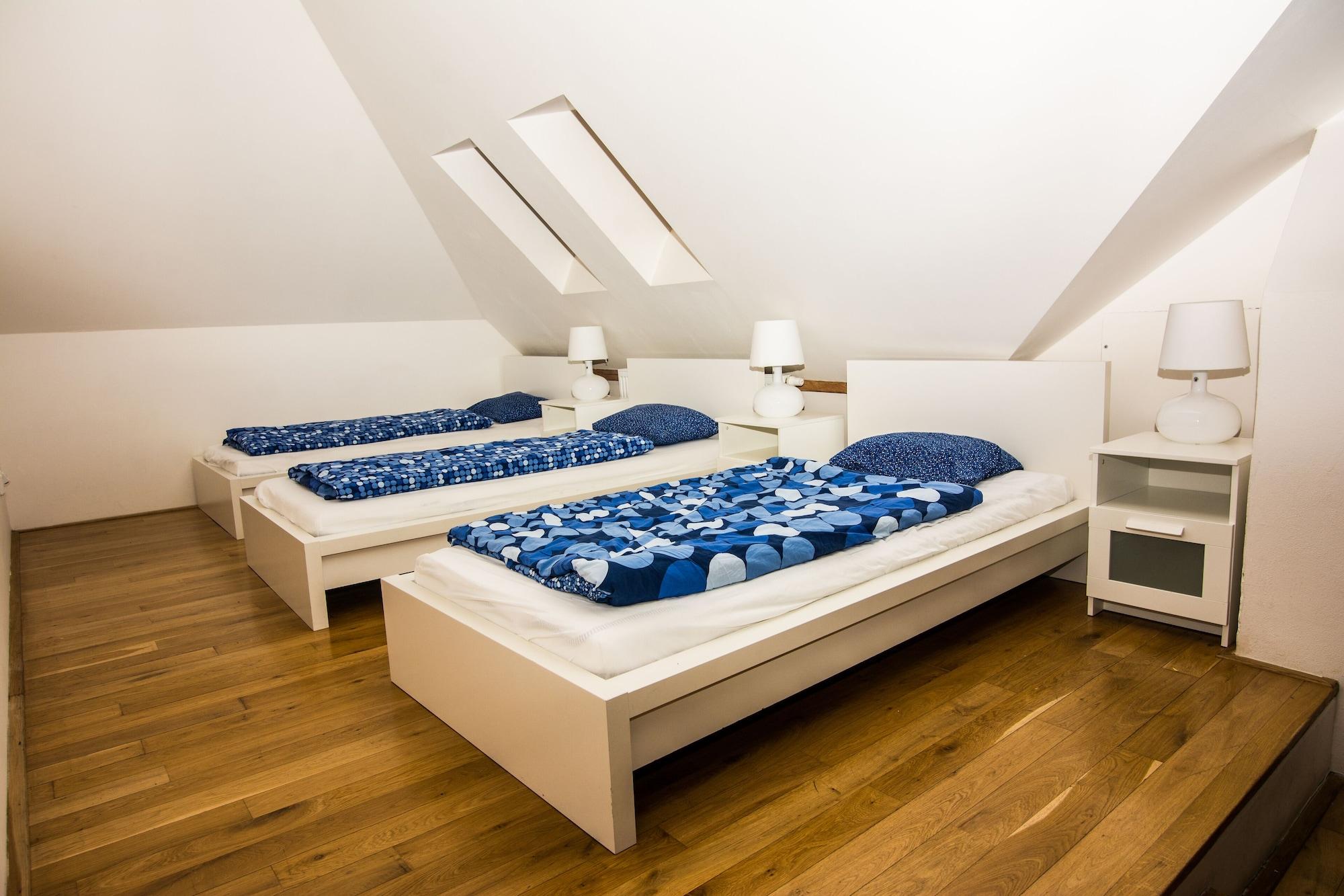 Habitación Hostel One Miru