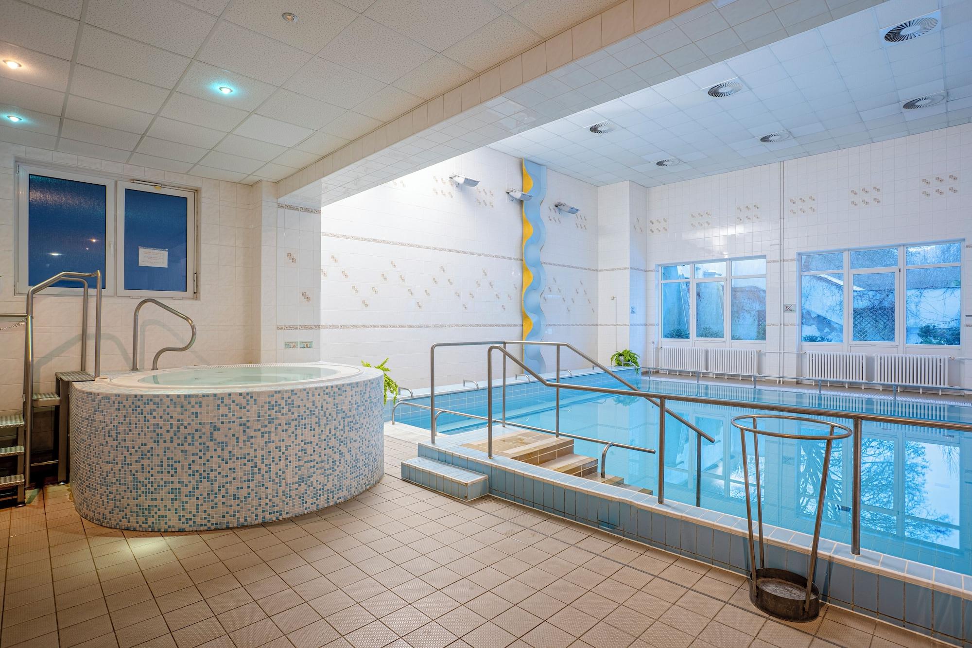 Vista Piscina Hotel Běhounek