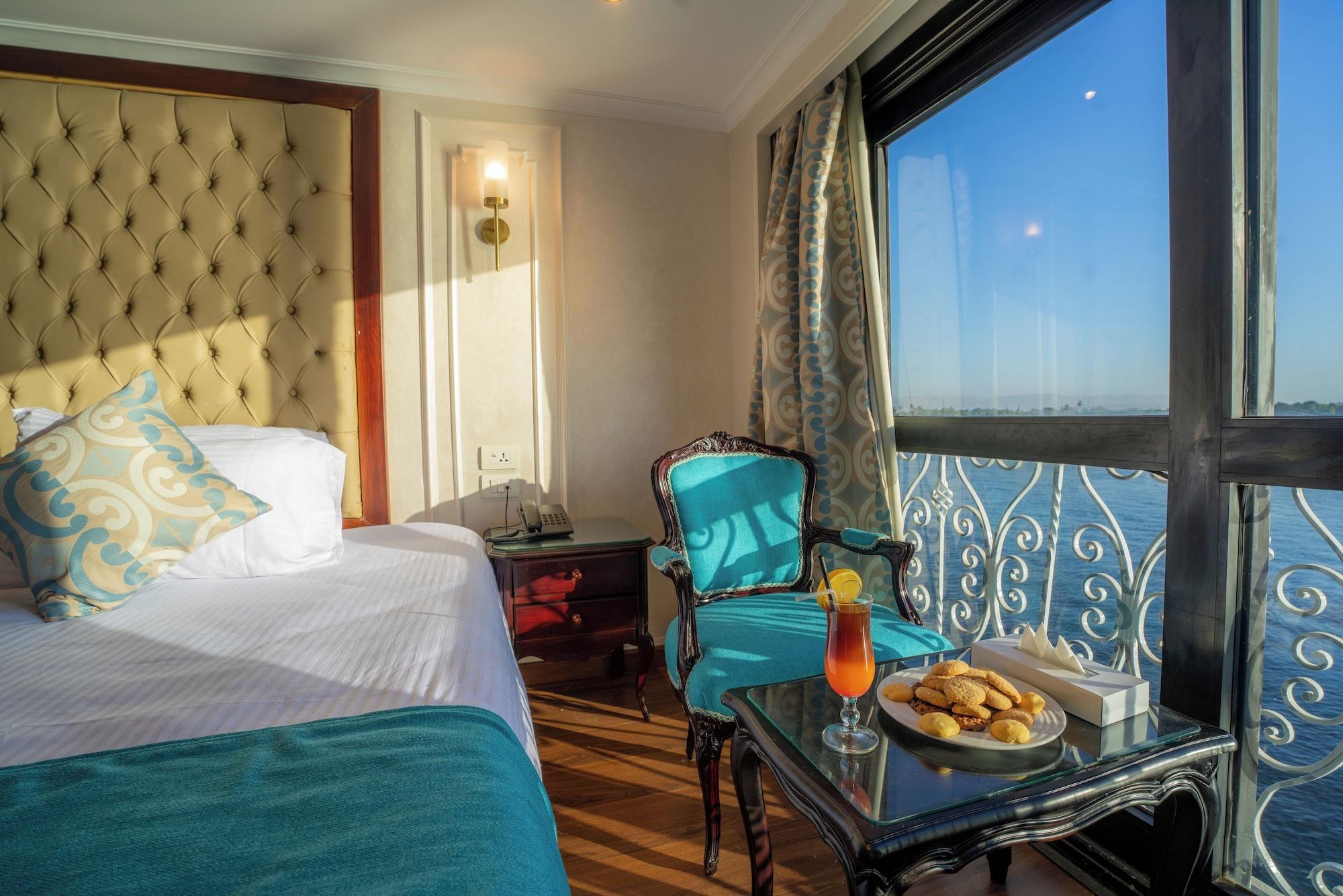 Habitación City and Sea Adonis