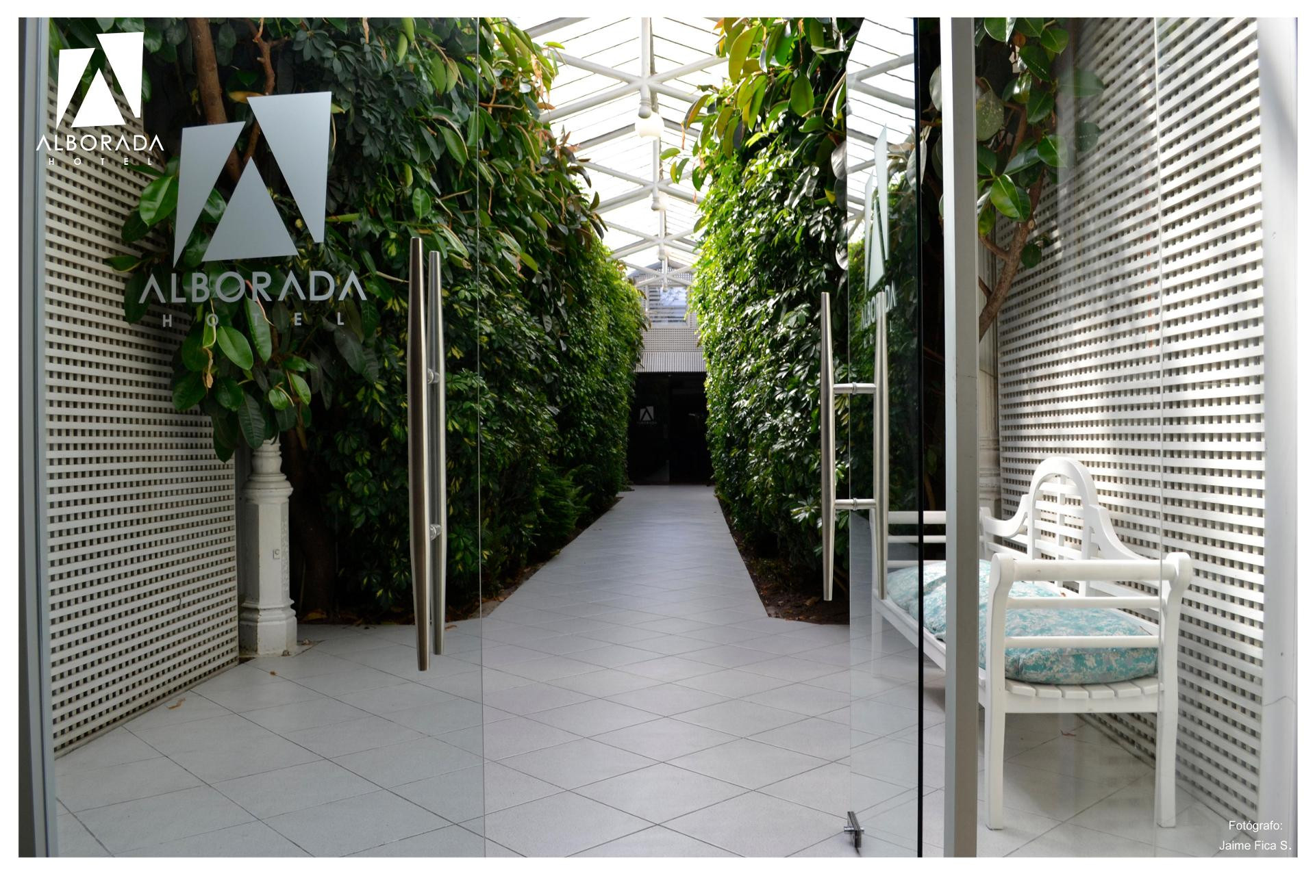 Varios Hotel Alborada