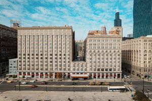 Hotel - Congress Plaza Hotel