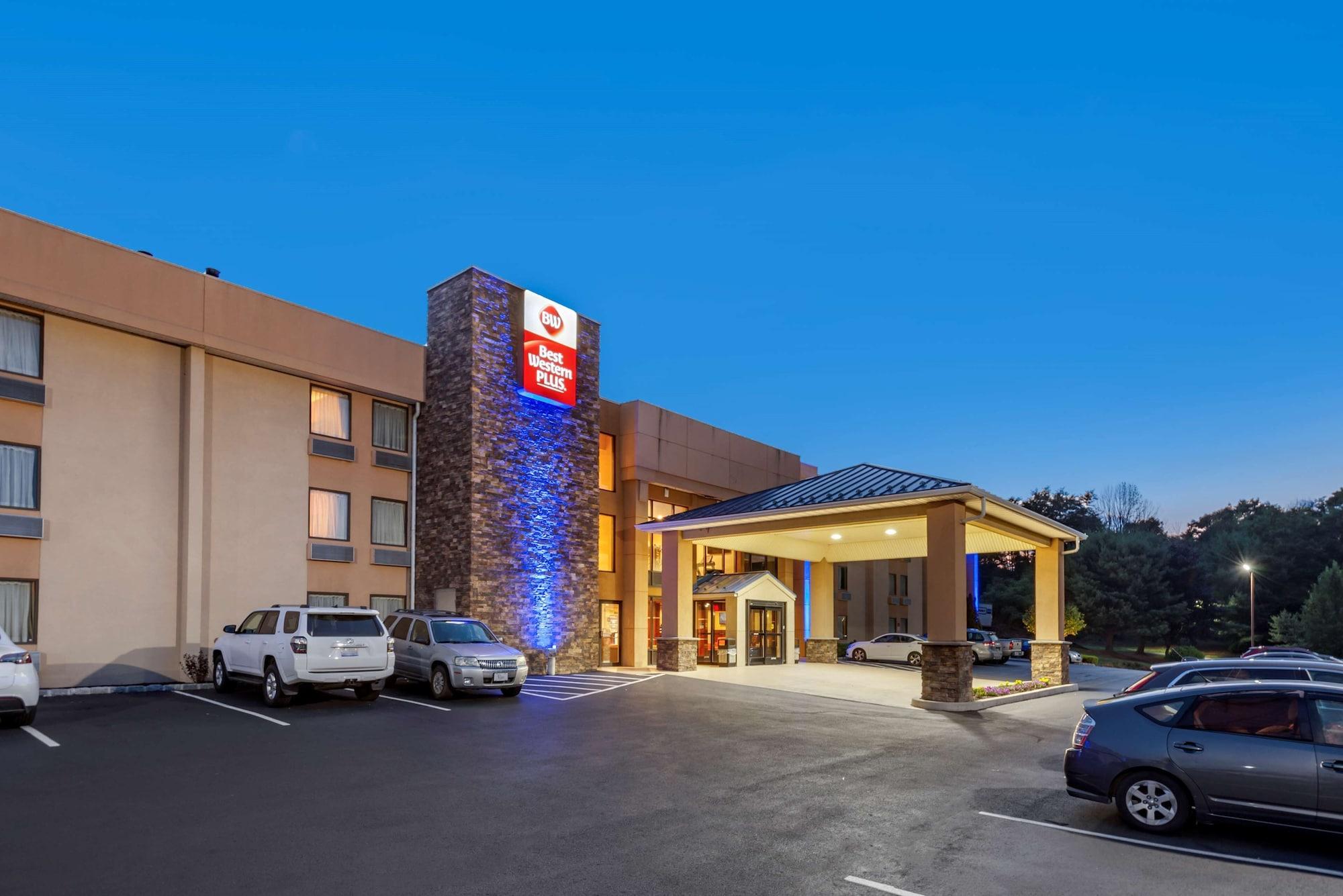 Vista Exterior Best Western Plus Poconos Hotel