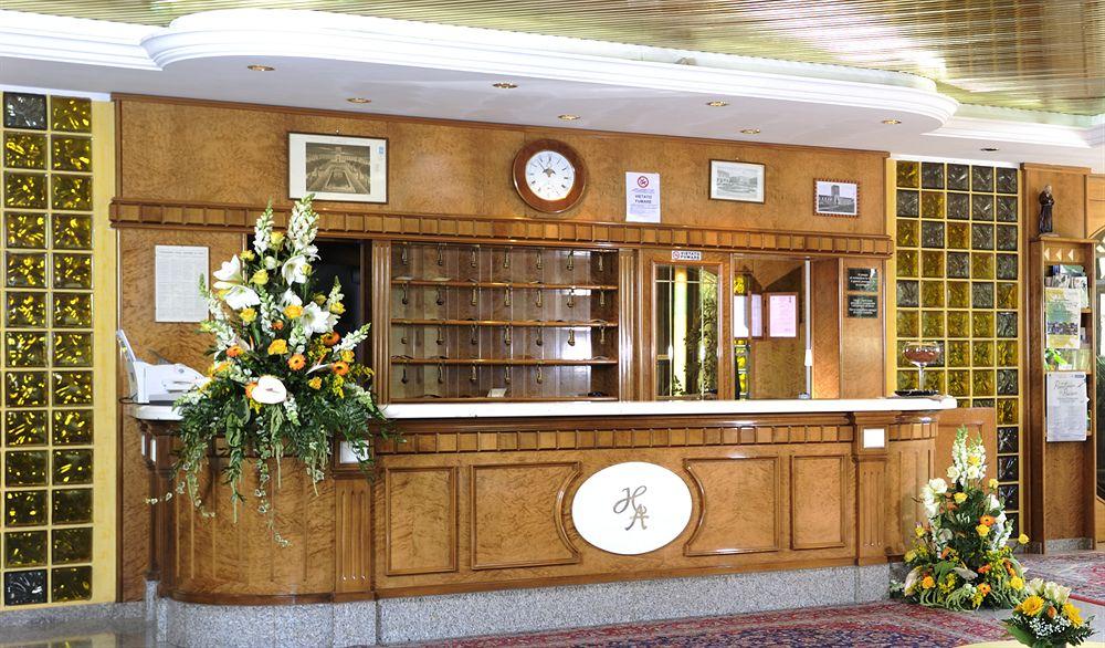 Vista Lobby Hotel Ares