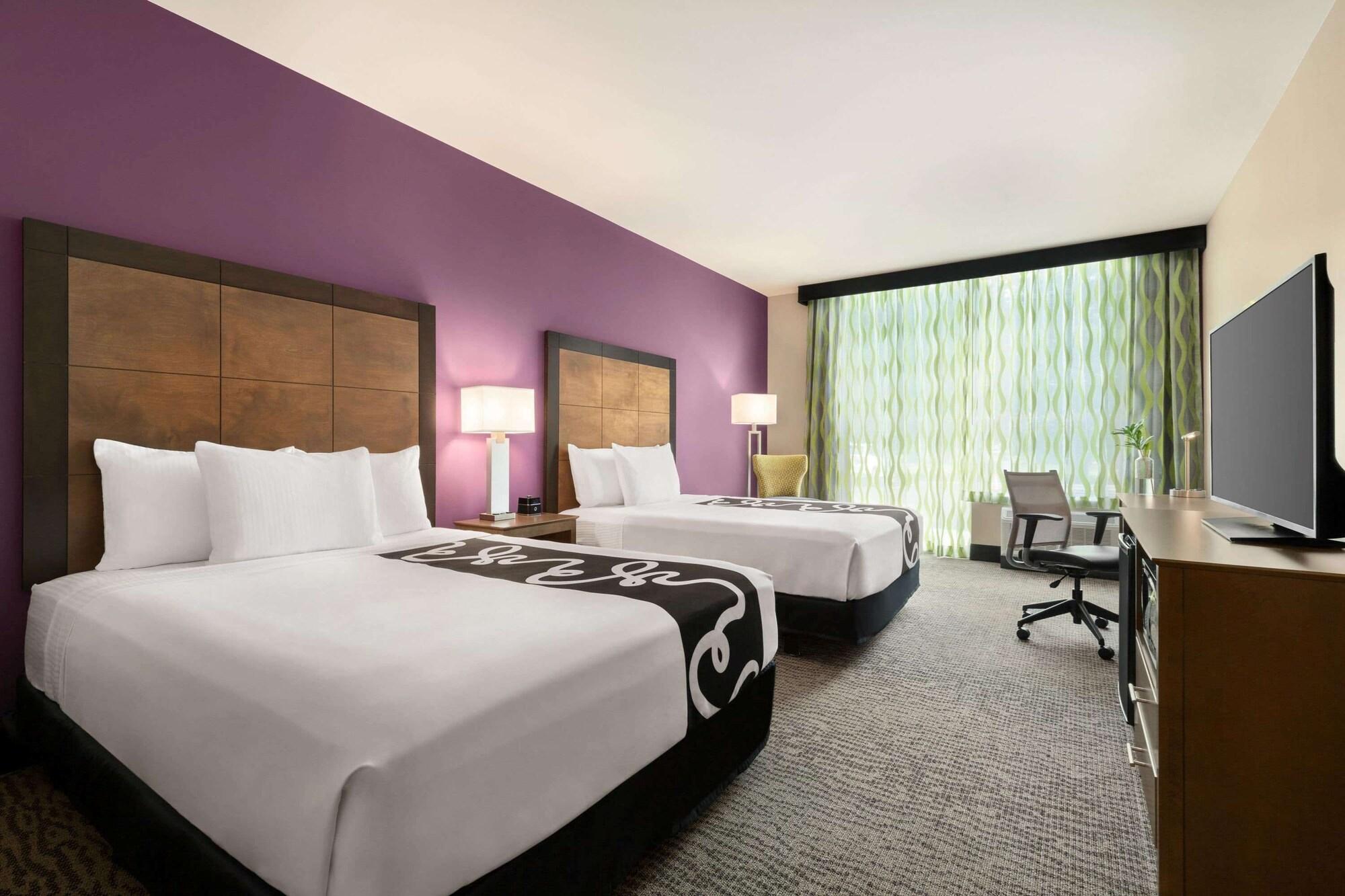 Habitación La Quinta Inn & Suites by Wyndham Burlington