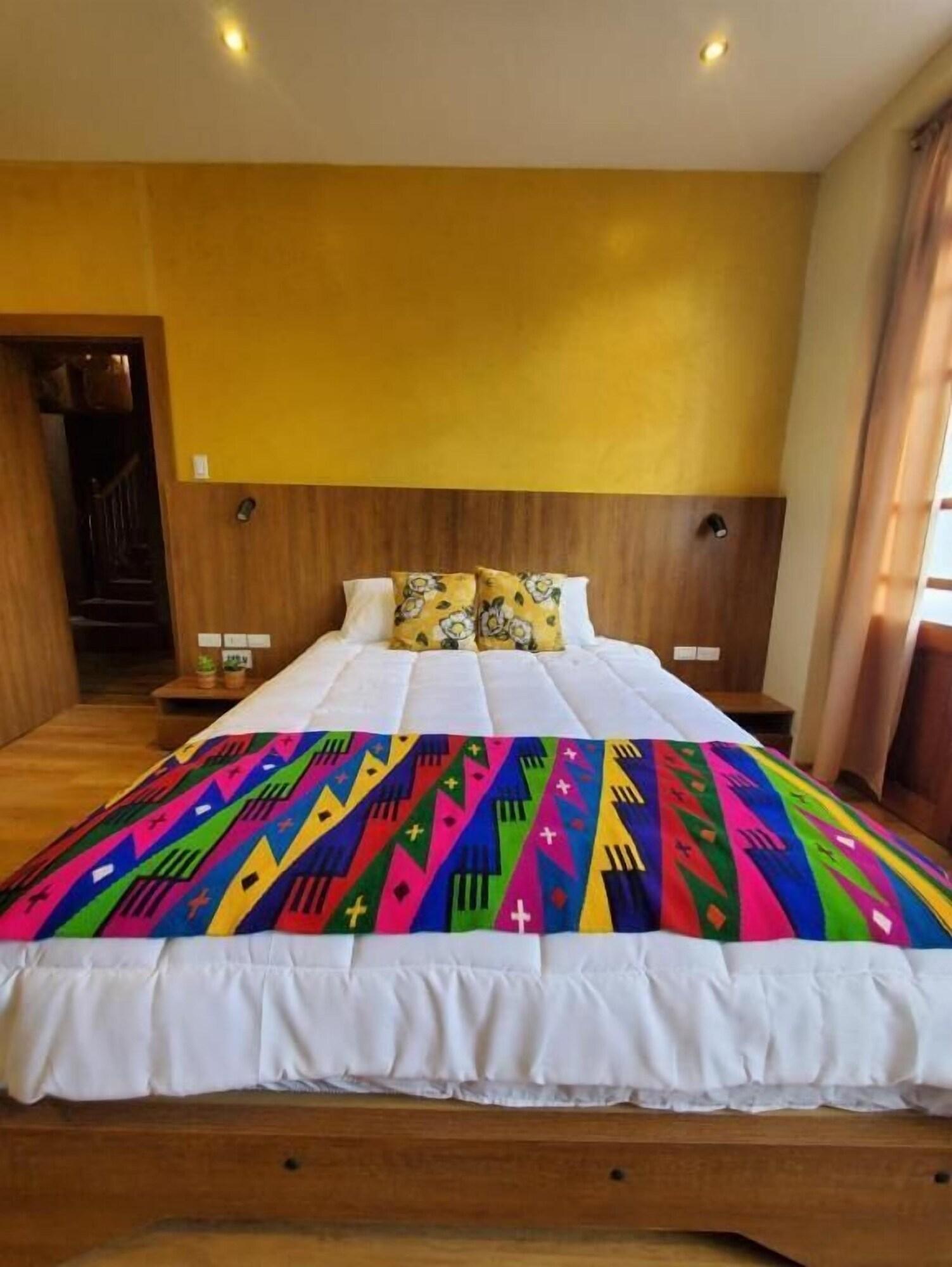 Varios Hotel Inti Quito