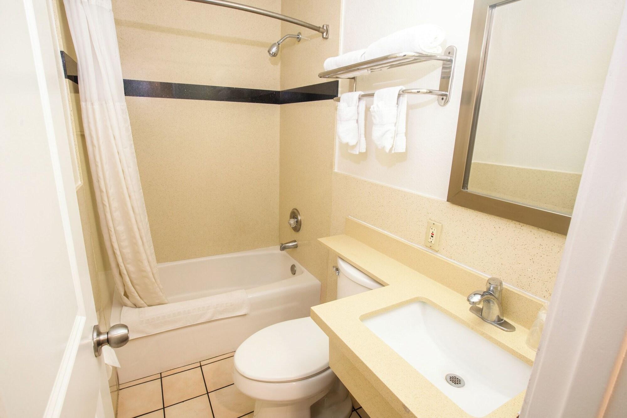 Equipamiento de Habitación Tropic Lodge