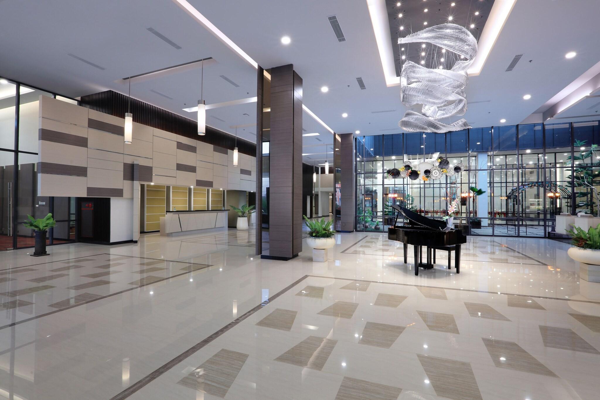 Vista Lobby Harper Palembang by ASTON