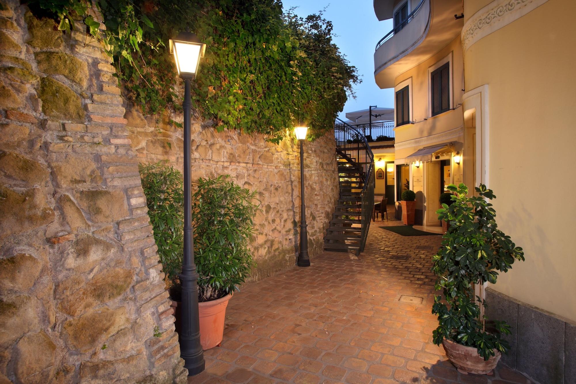 Vista Exterior Hotel Alessandrino