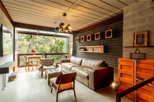 Alquiler Vacacional - Triplex con Diseño Industrial en Itaipava | AIRE A2