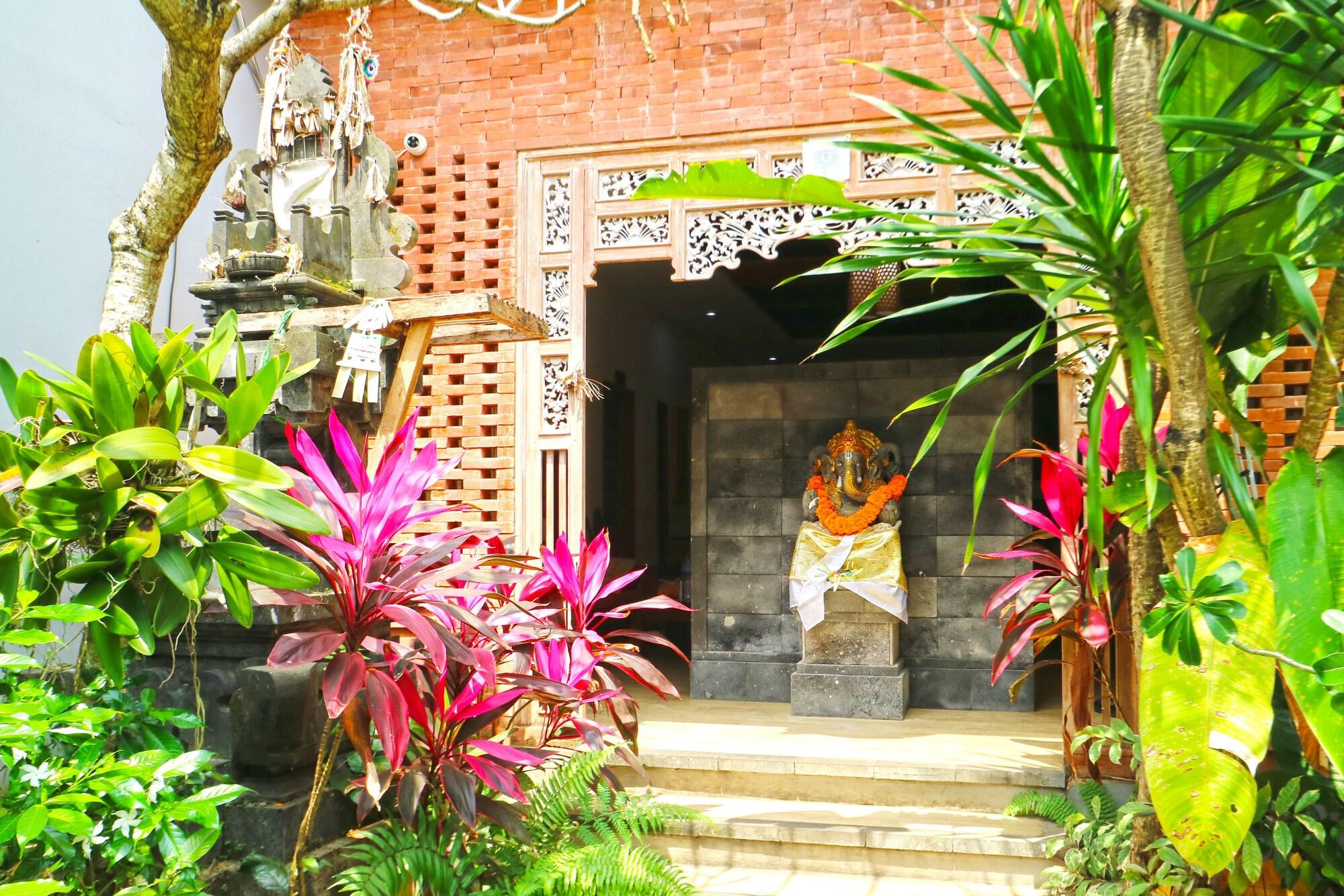 Vista Exterior New Ubud Hostel