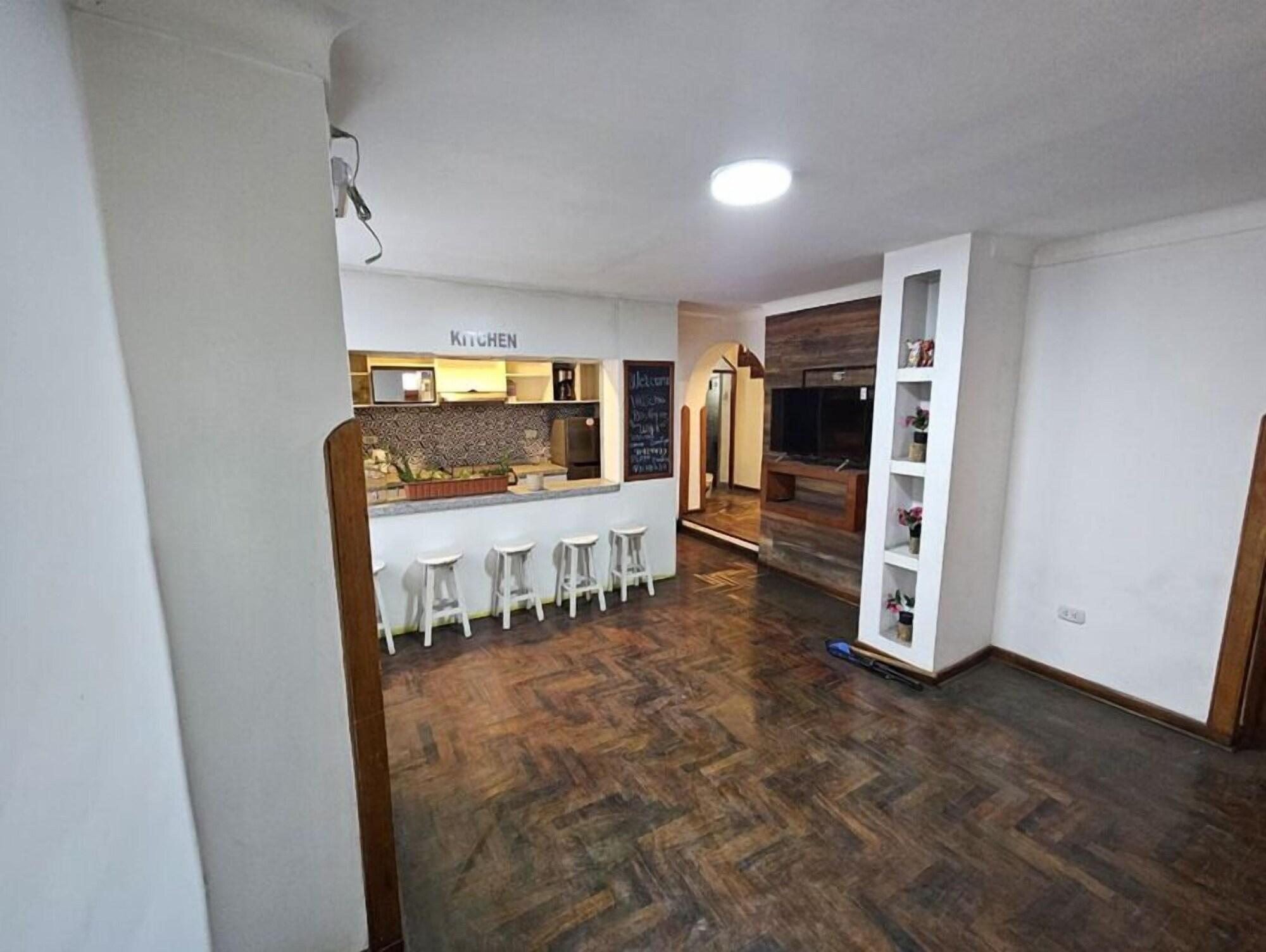 Vista do lobby Eco Bunnu Inn Santa Ana