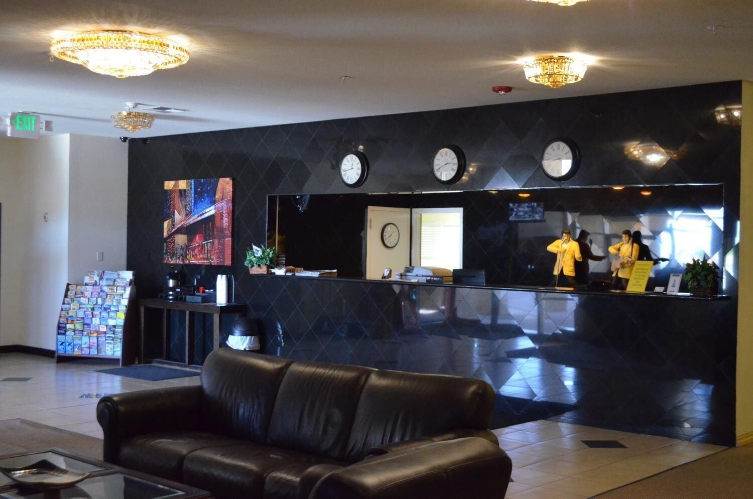 Vista Lobby Knights Inn Quincy