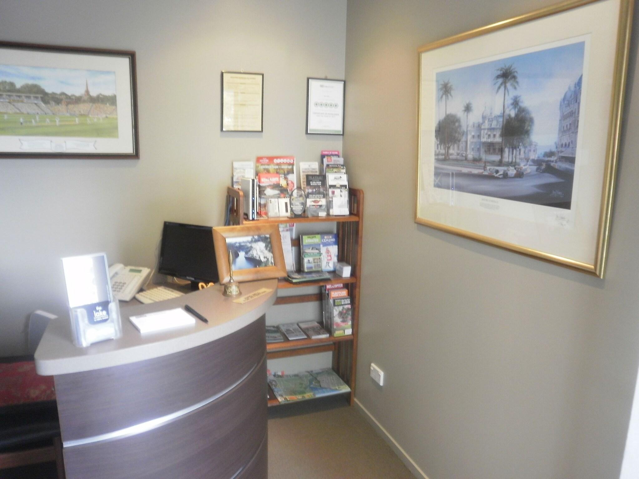 Vista Lobby The Lake Motel