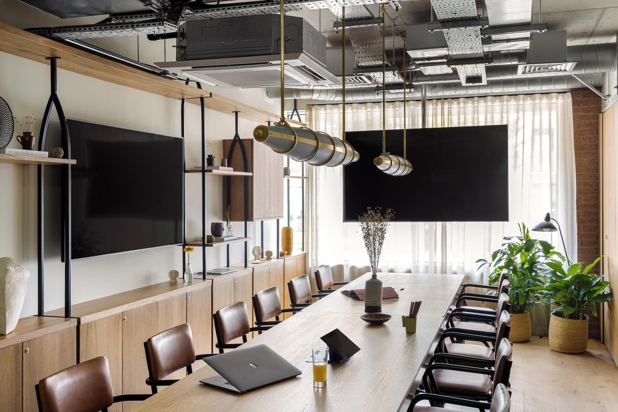 Sala de Reuniones Turing Locke Cambridge