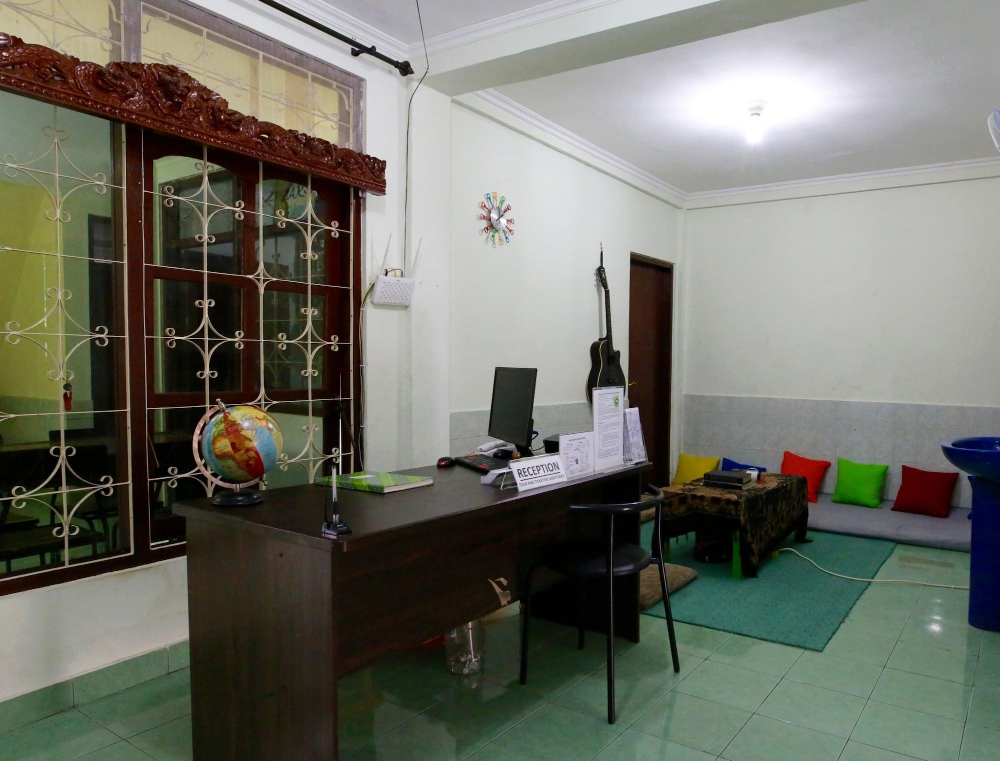 Vista Lobby Morotai Camp Hostel -Adult Only