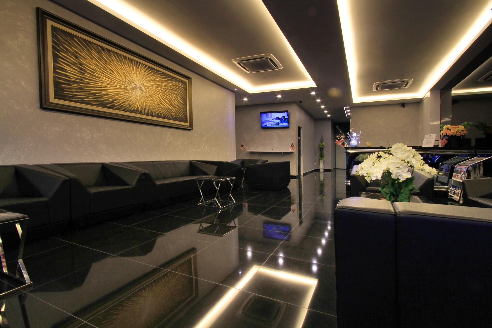 Varios J Suites Hotel