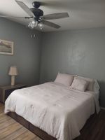 Alquiler Vacacional - Cozy Weekend Getaway! Enjoy many things in the surrounding area!