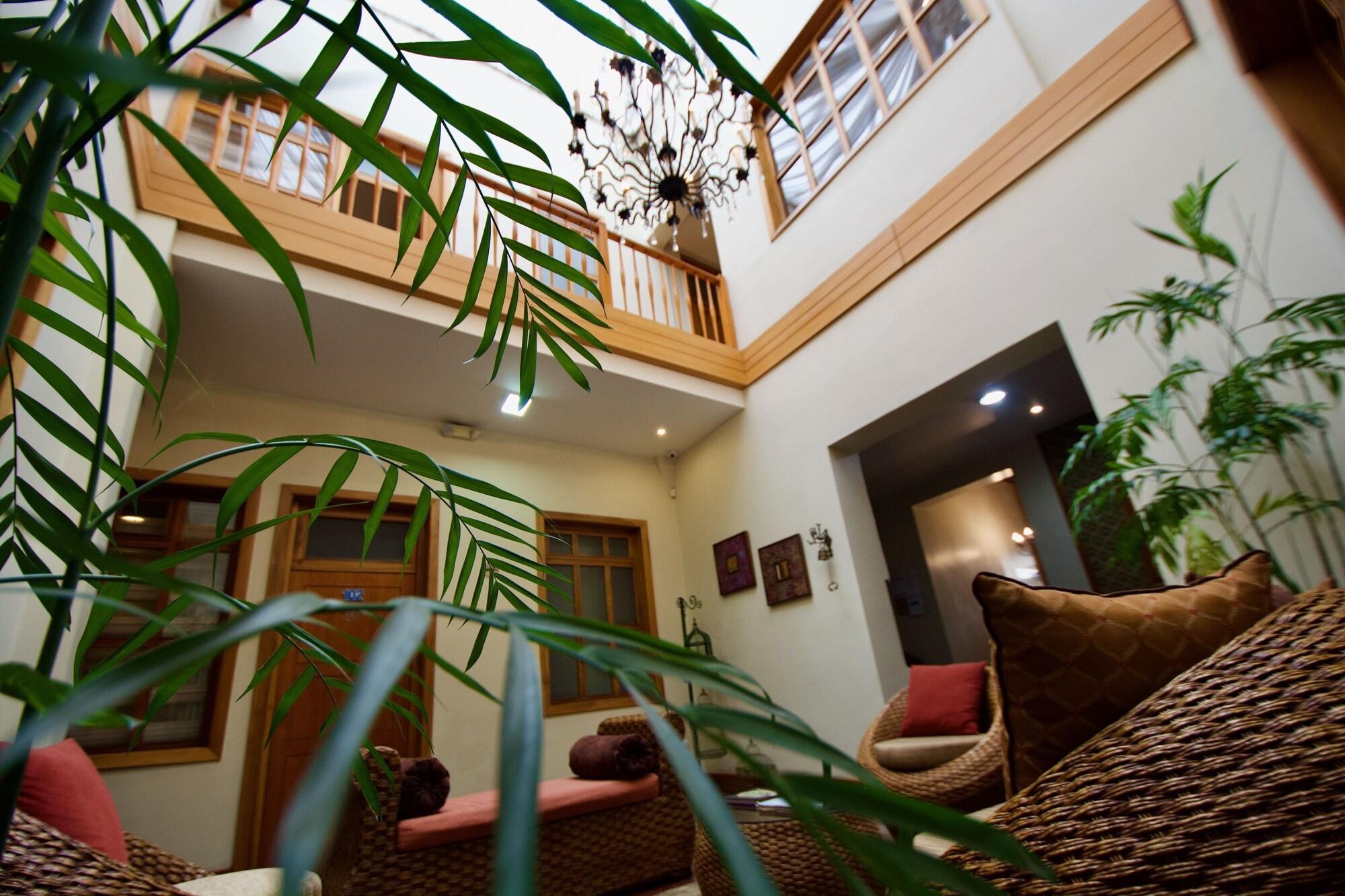 Vista Lobby Pepe's House Cuenca Hotel & Hostel