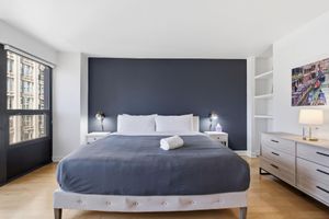 Alquiler Vacacional - 2bd River North Million Dollar Views! Parking Incl 2 Bedroom Condo