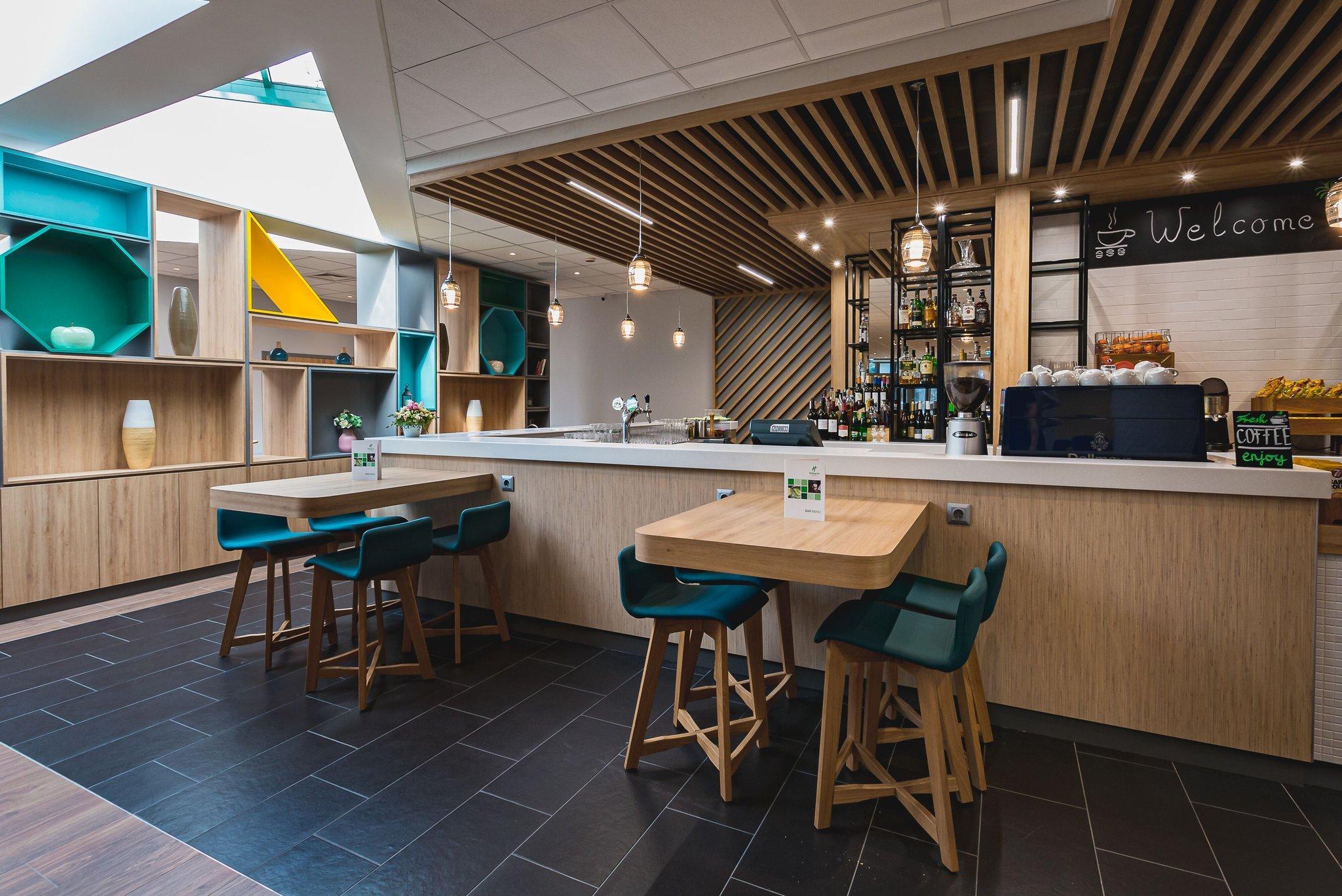 Bar/Salón Holiday Inn Budapest-Budaörs by IHG