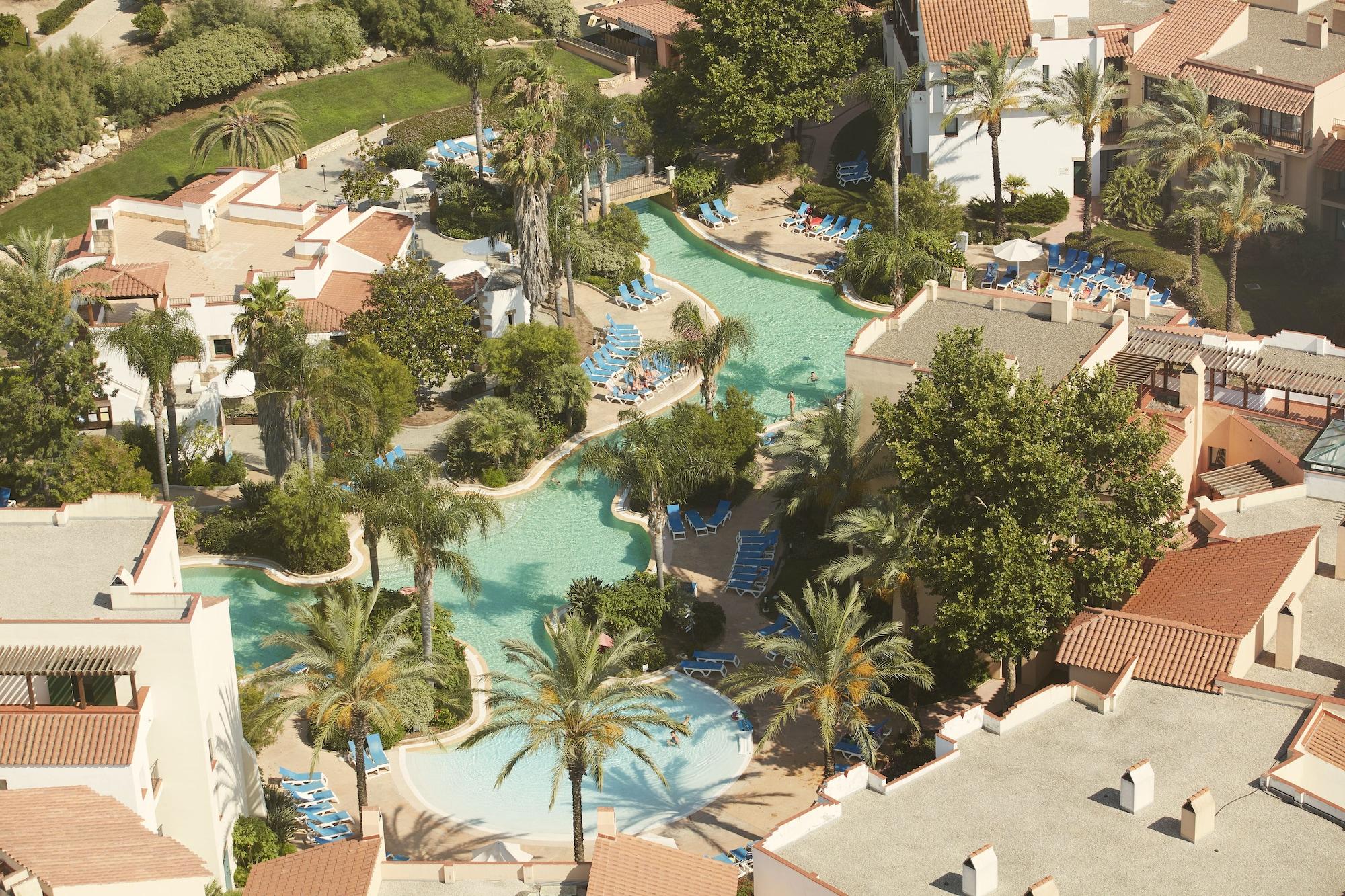 Vista Exterior PortAventura Hotel Roulette - Includes unlimited access to PortAventura Park & 1 access to Ferrari Land