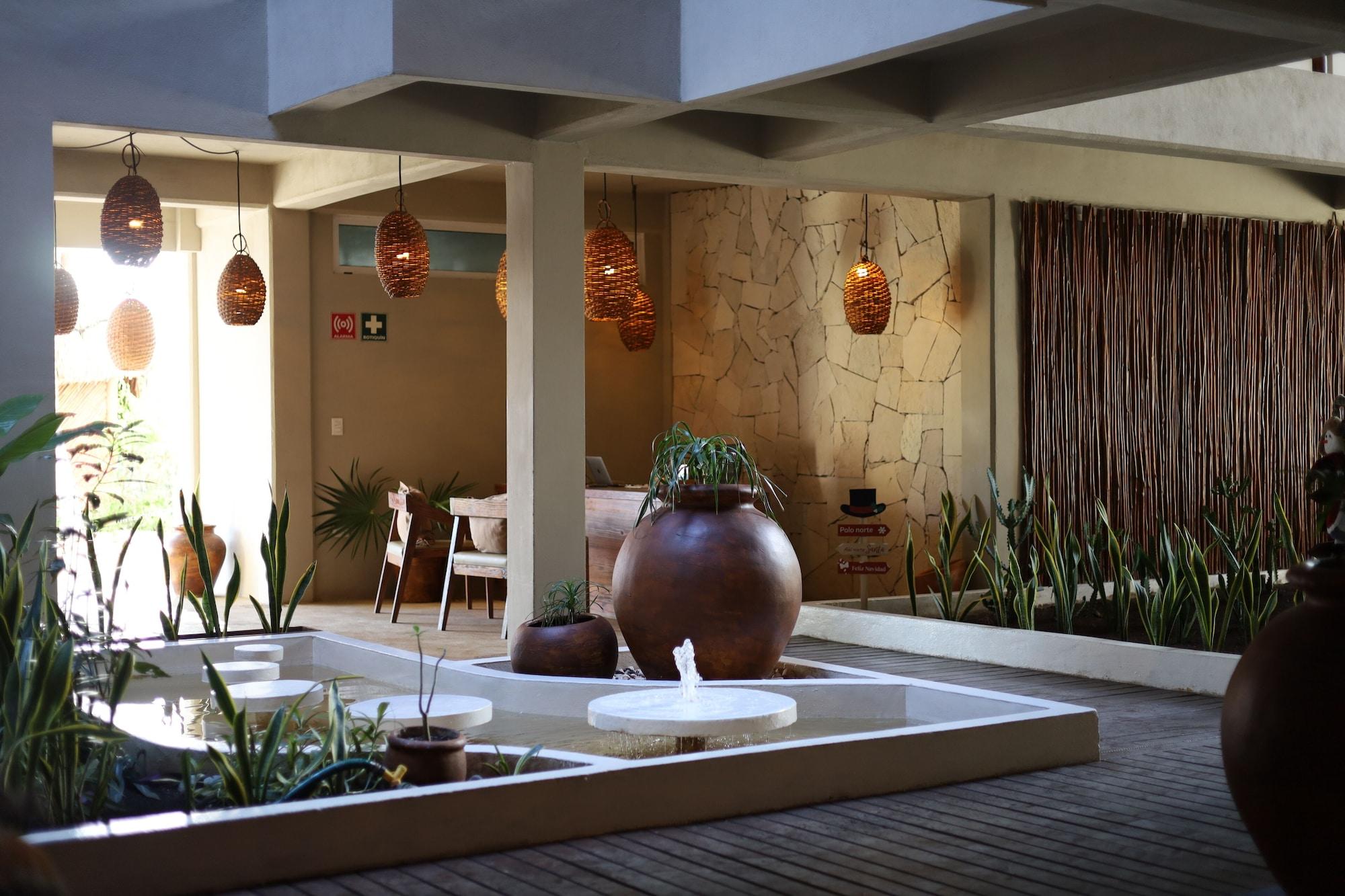 Vista Lobby Noah Beach Hotel & Suites