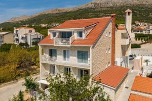 Alojamiento - Villa Miki