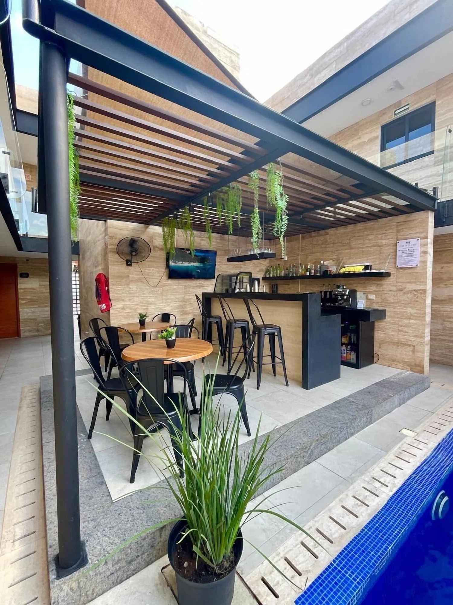 Vista Exterior Hotel 28