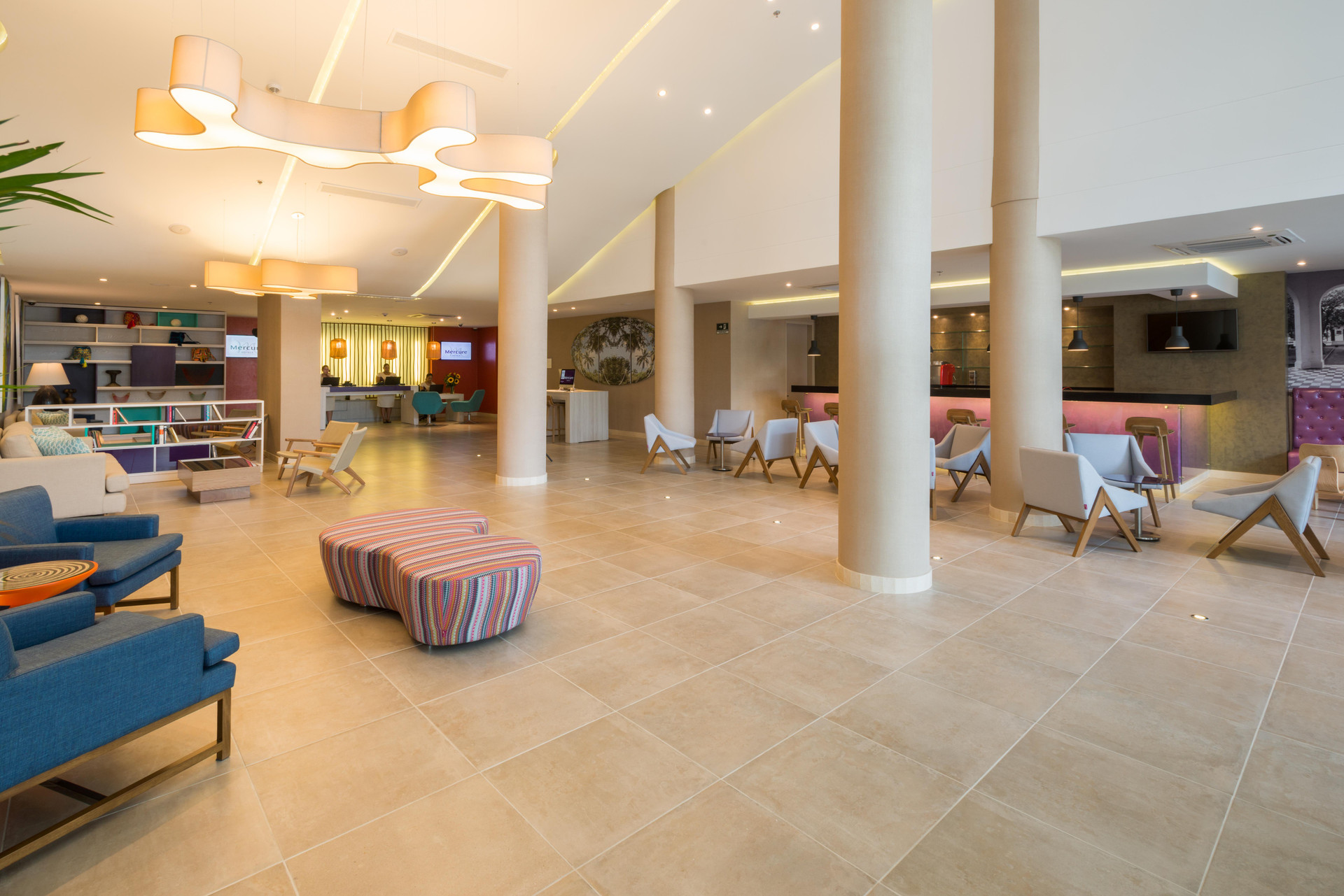 Vista Lobby Mercure Santa Marta Emile