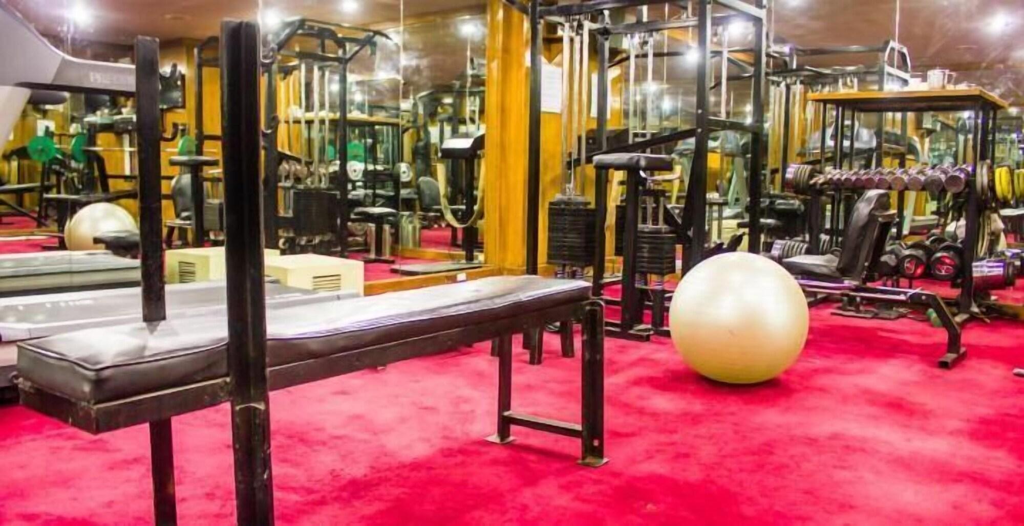 Gimnasio Gem Park Ooty